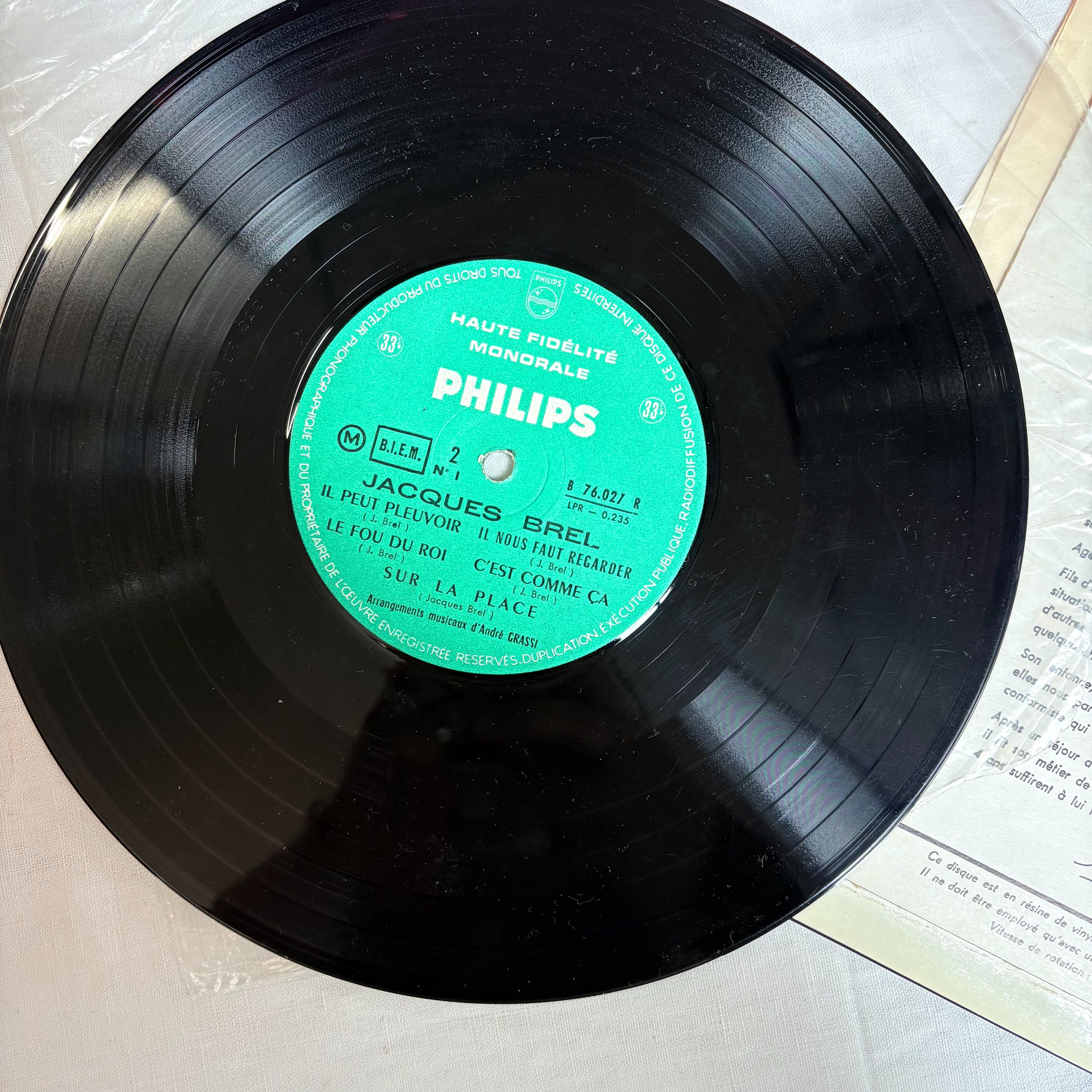 Jacques Brel "Et Ses Chansons" 33T 1/3 1954. Bon état - Vue 3 - 